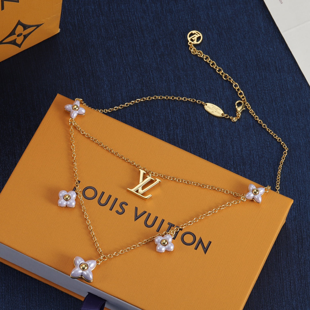 New Arrival  LV Necklaces 002