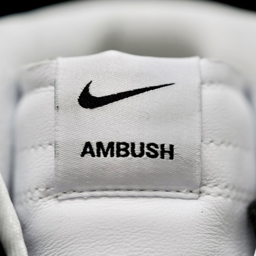 EI -AMBUSH x DUNK HIGH Black & White Collaboration