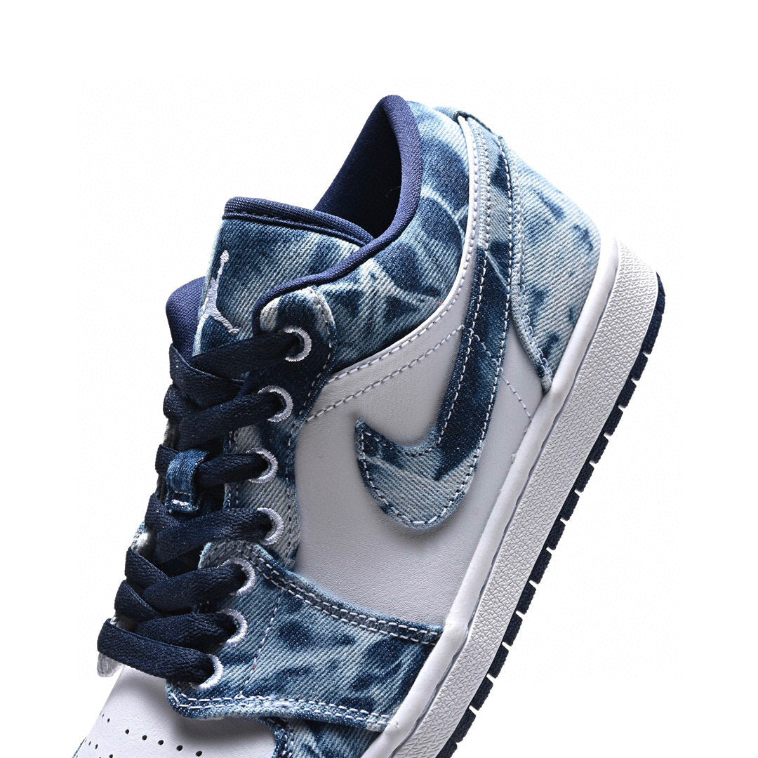 EI -AJ1 Low Washed Denim