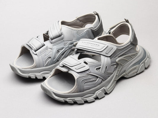 EI -Bla Gray Track Sandals Sneaker