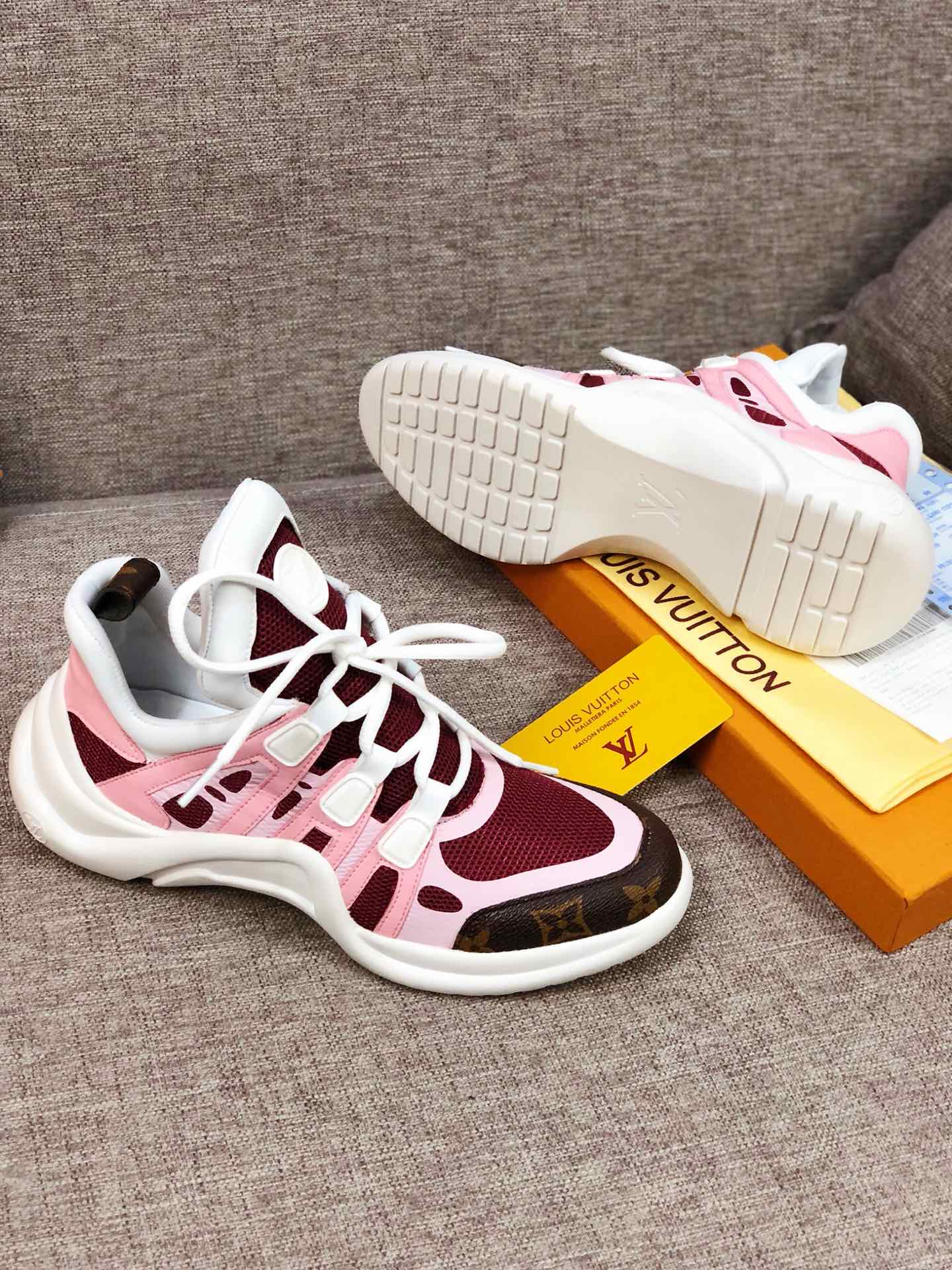 EI -LUV Archlight Pink Brown Sneaker