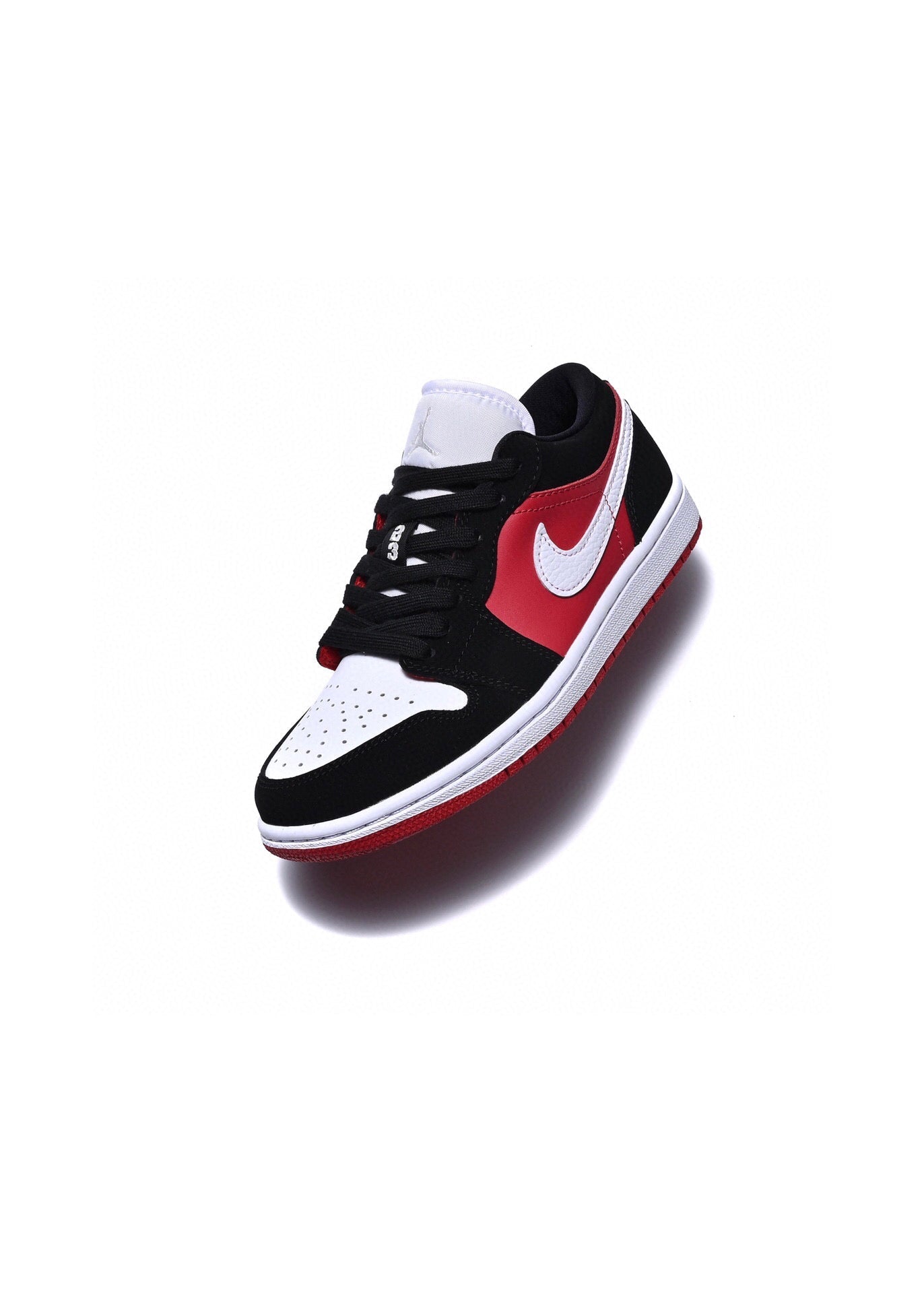 EI -AJ1 Low Bull Chicago Ladies