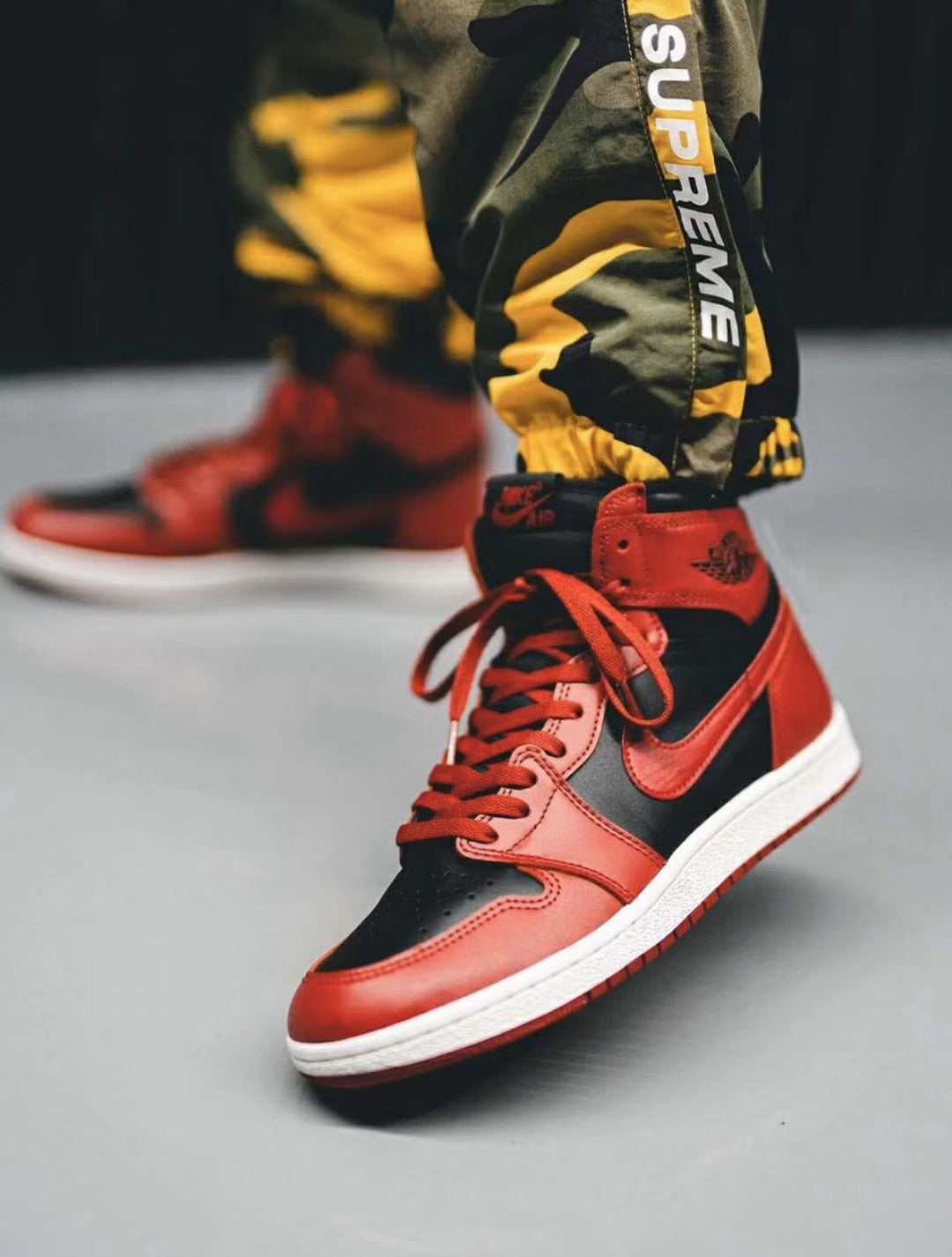 EI -AJ1 Invert black and red