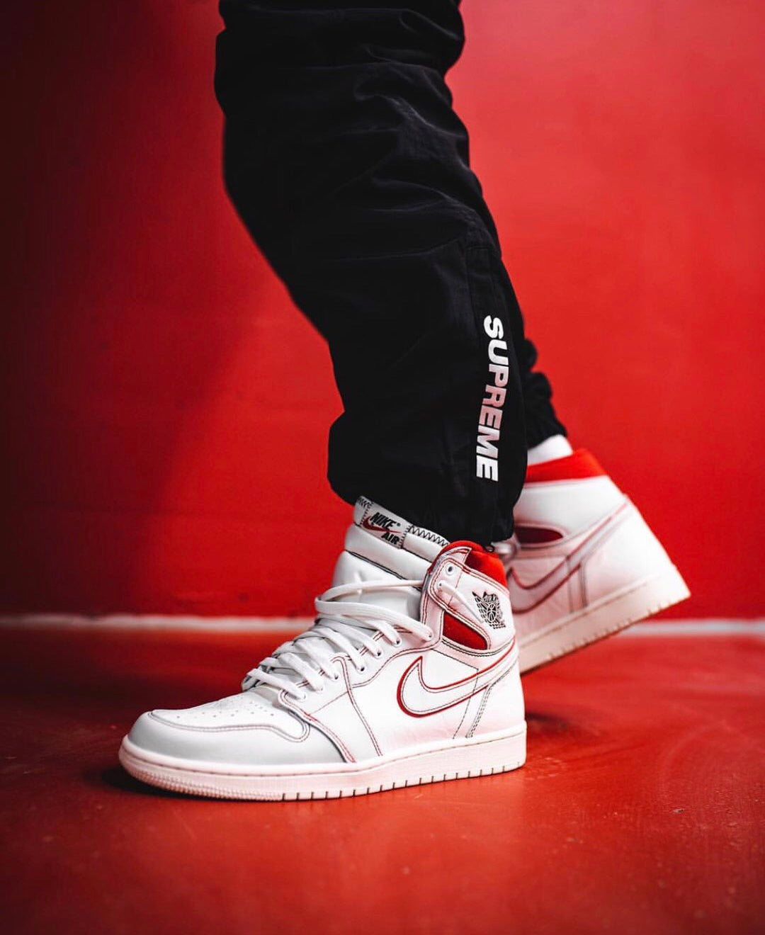 EI -AJ1 white and red manuscript