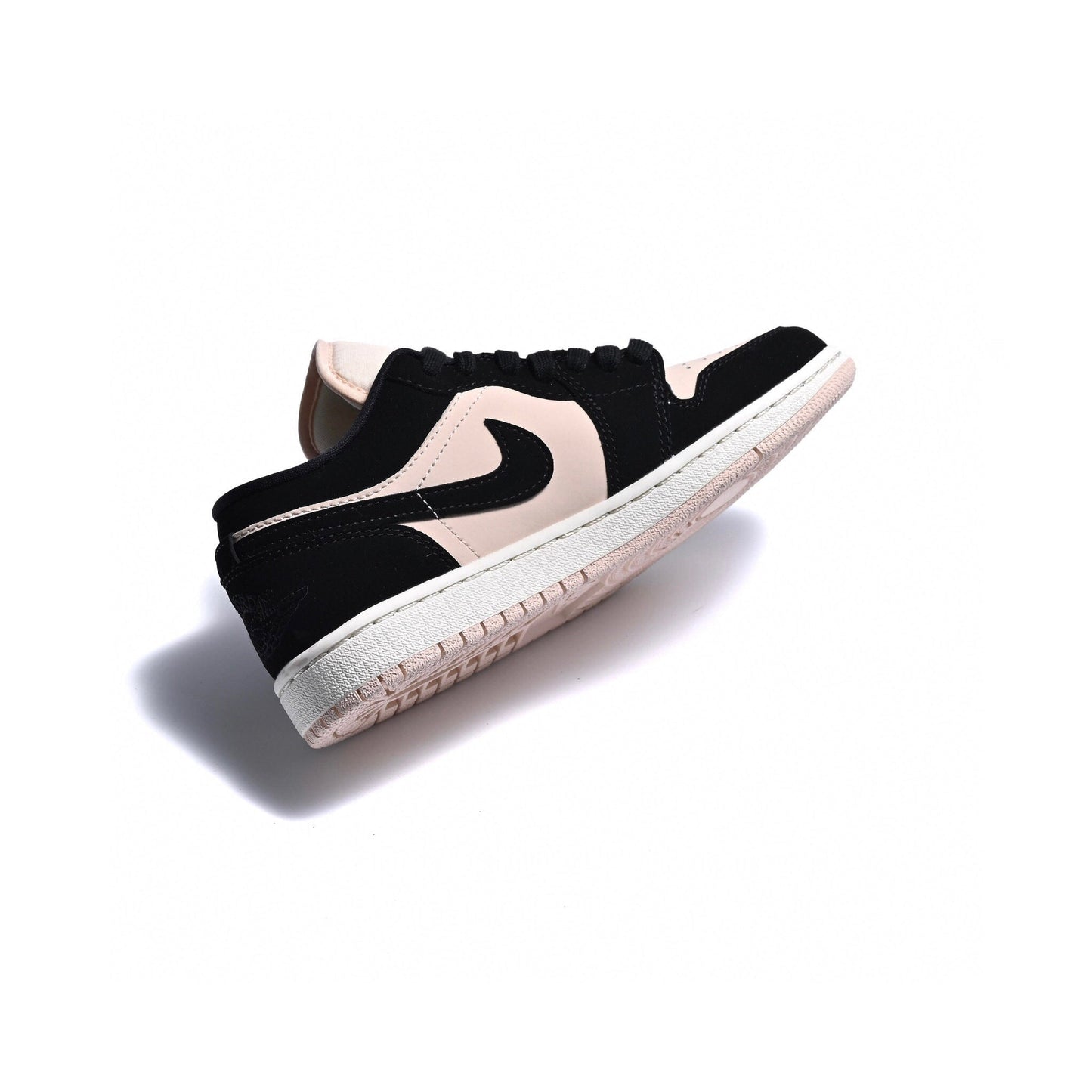 EI -AJ1 Low Milk Tea