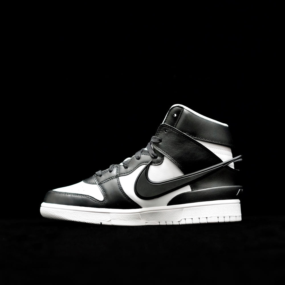 EI -AMBUSH x DUNK HIGH Black & White Collaboration