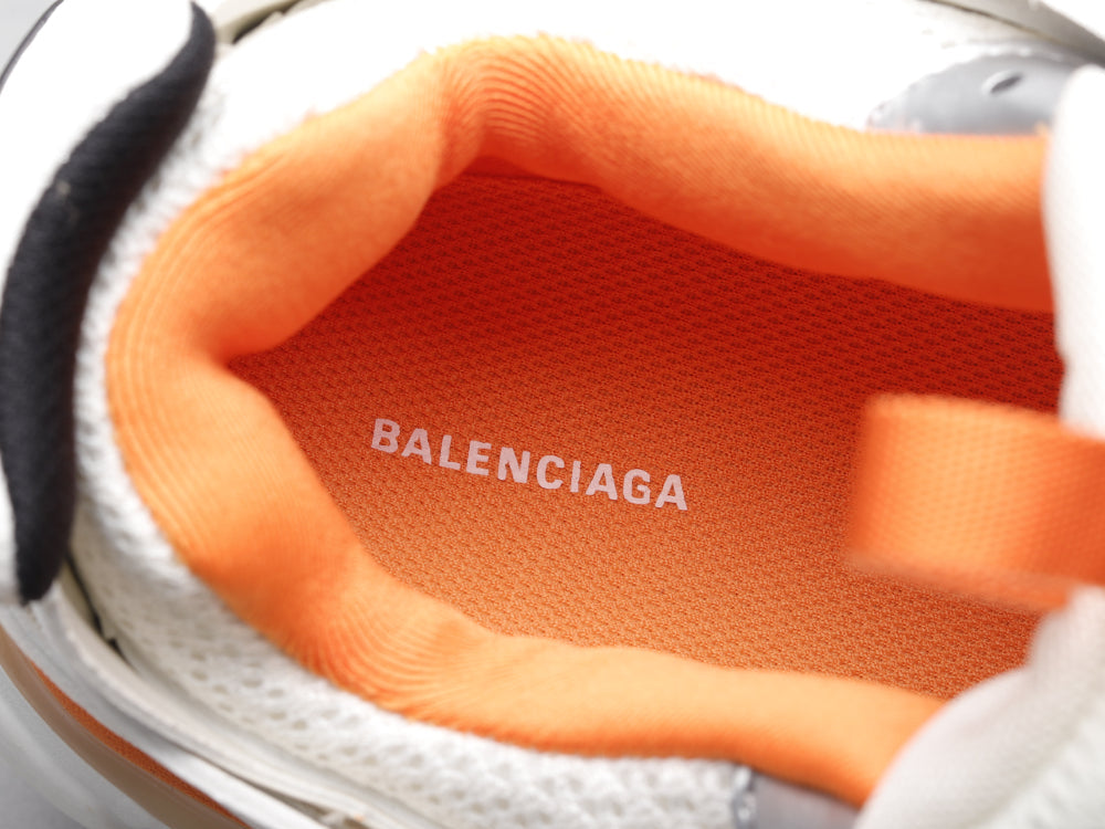 EI -Bla Track Orange White Sneaker