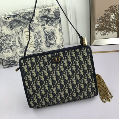 EI - Top Handbags DIR 103