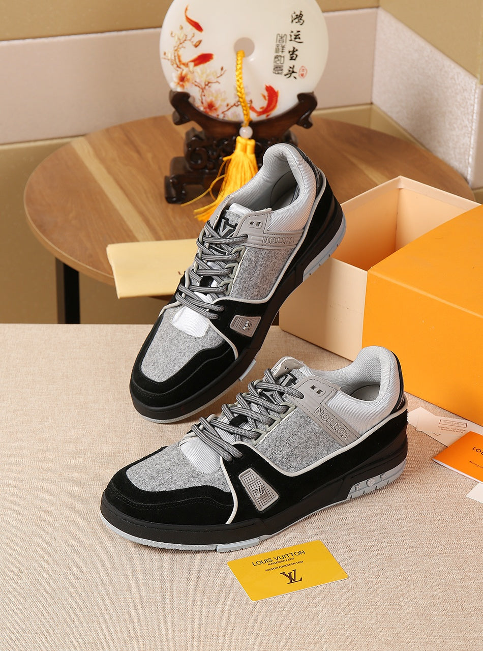 EI -Luv Trainer Sneakers