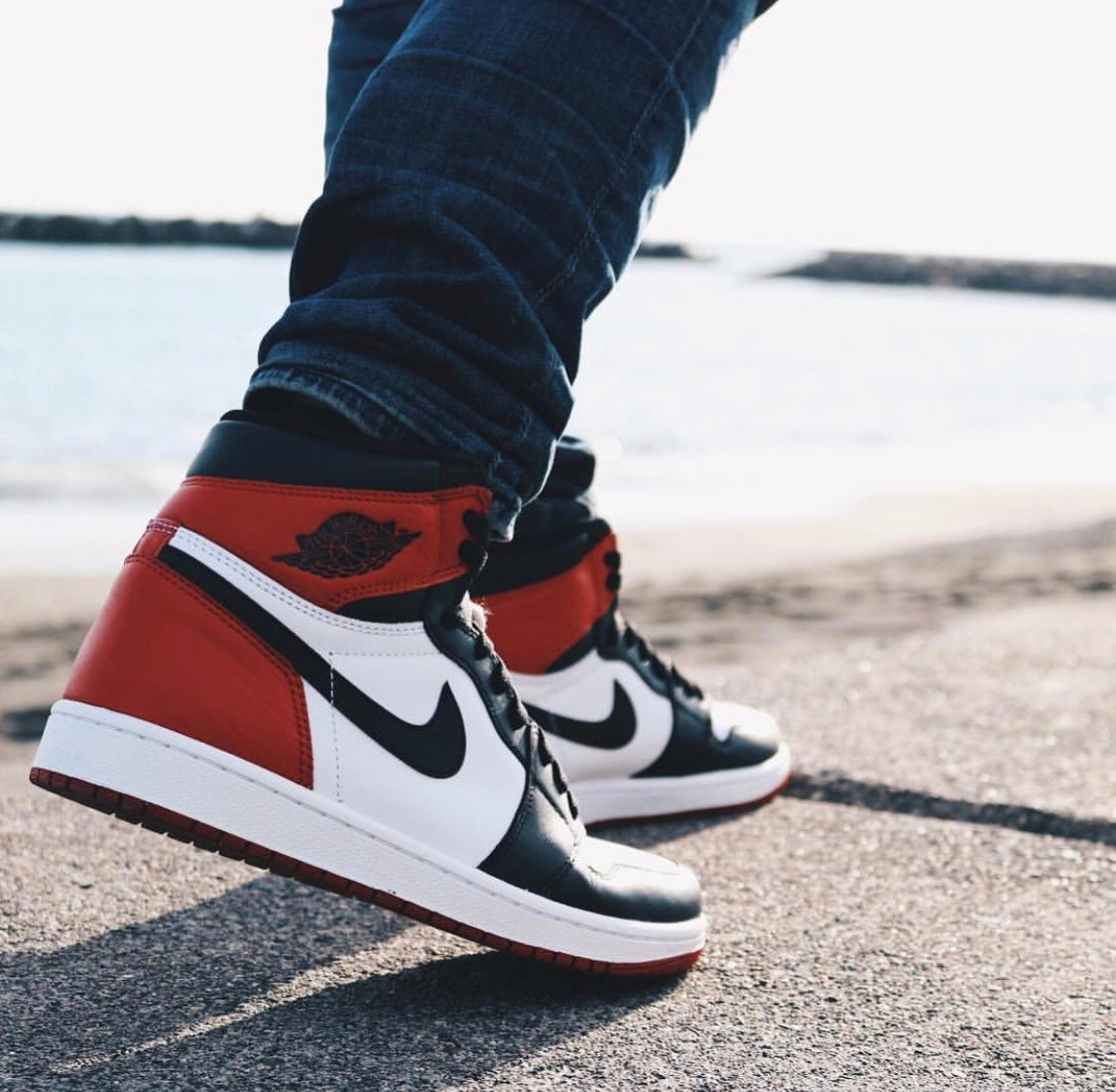 EI -AJ1 black toe