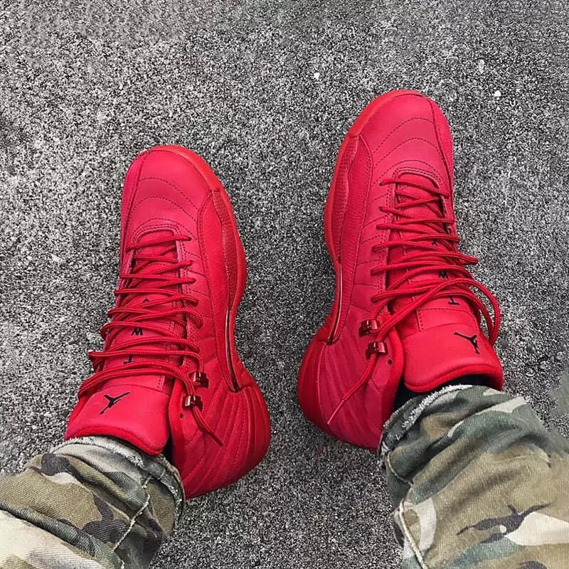 EI -AJ12 China Red