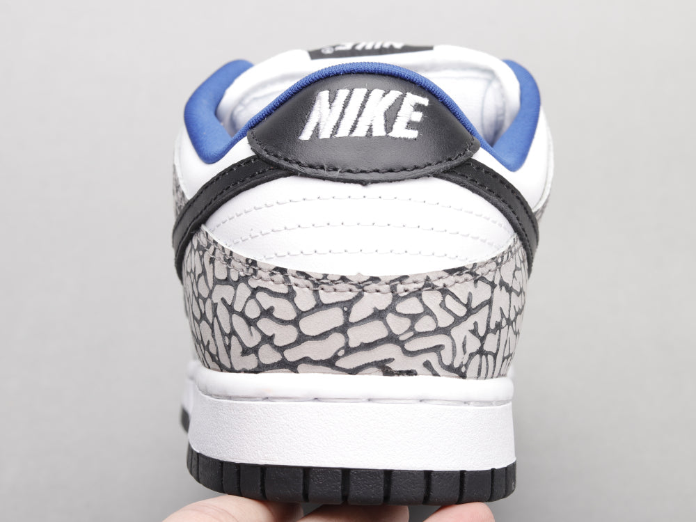 EI -"NKE Dunk SB Low Sup White Cement"