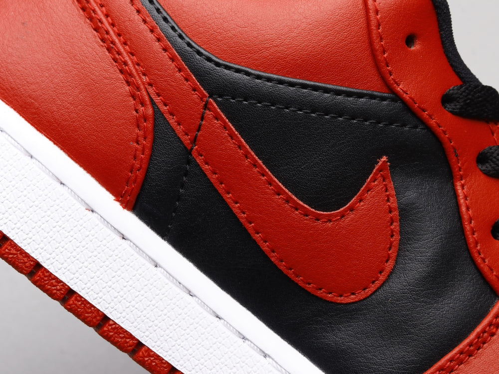 EI -AJ1 Reverse black and red forbidden to wear