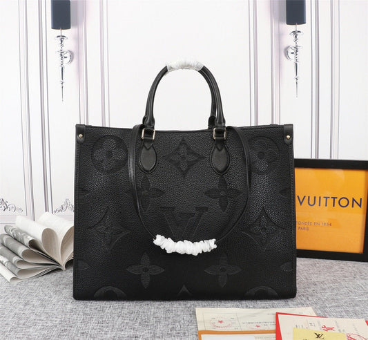 EI - Top Handbags LUV 296