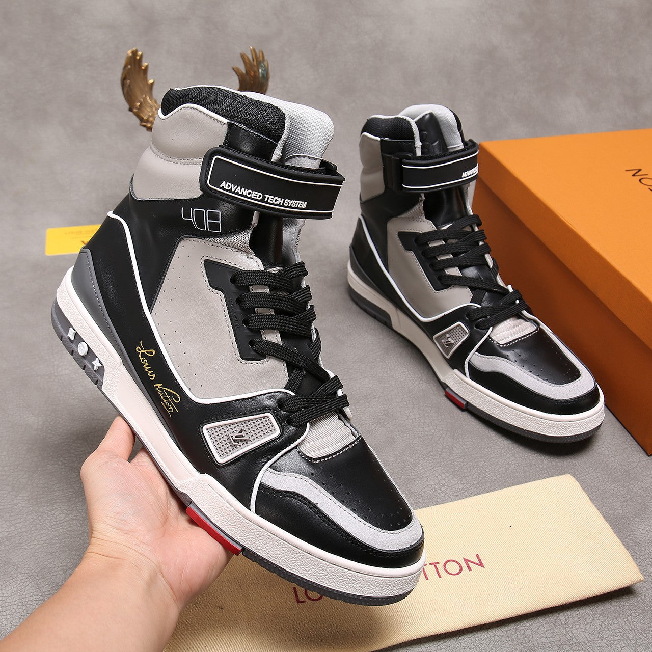 EI -LUV Traners Inspired Black Gray Sneaker