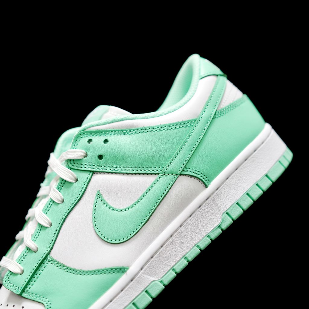 EI -Tiffany white green