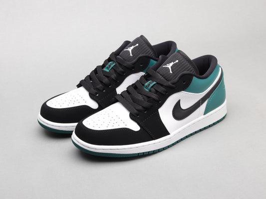 EI -AJ1 black and green toes