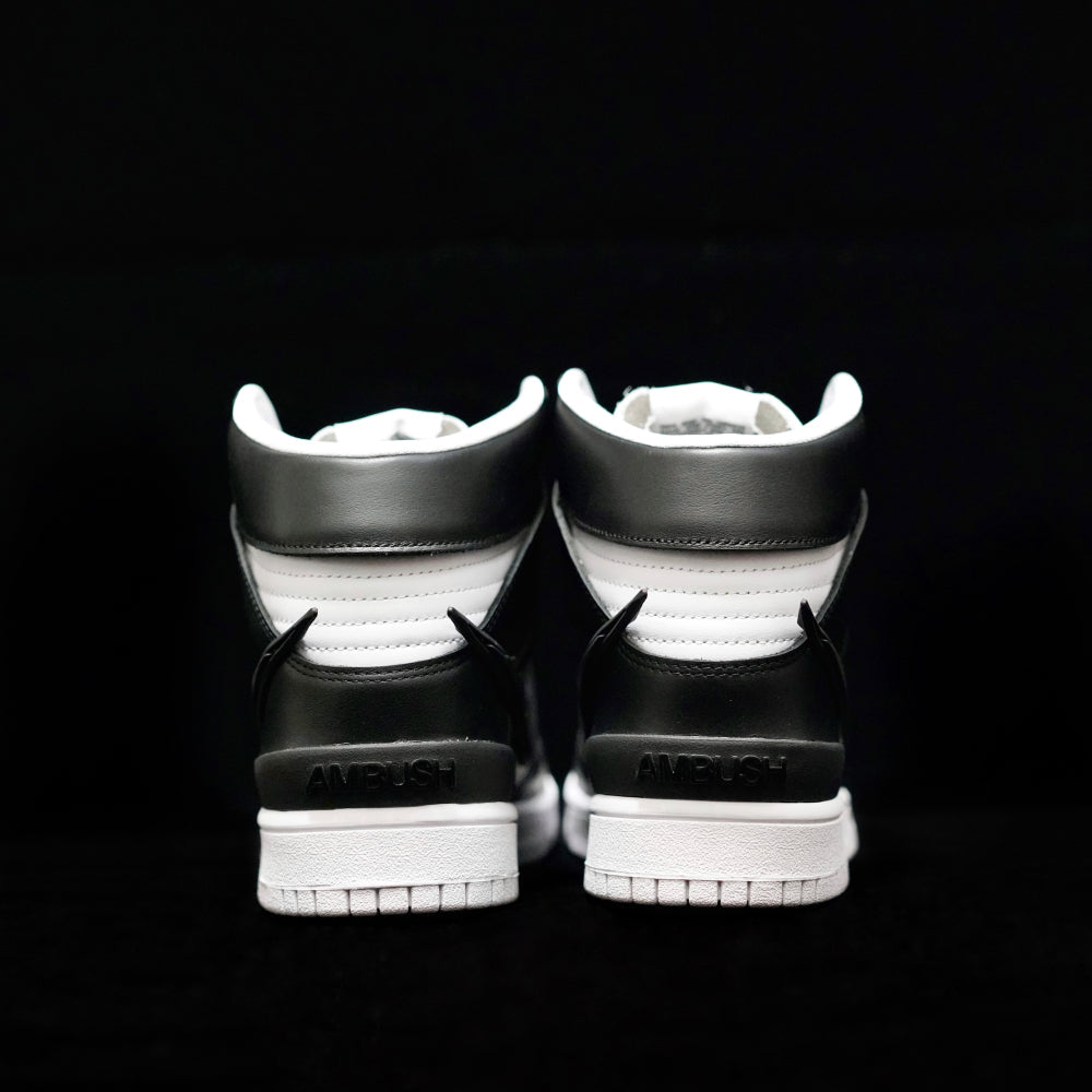 EI -AMBUSH x DUNK HIGH Black & White Collaboration