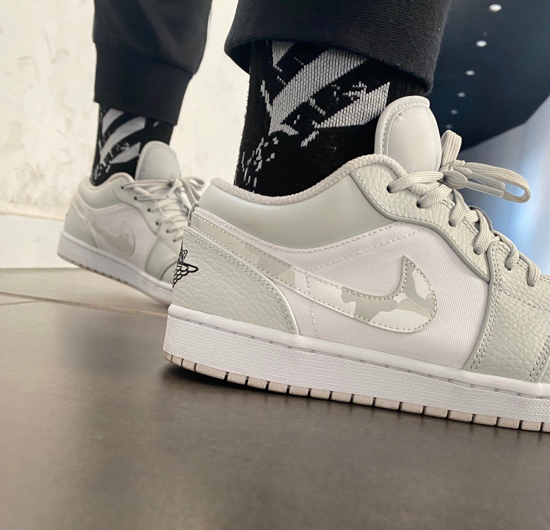 EI -AJ1 grey and white caCEuflage