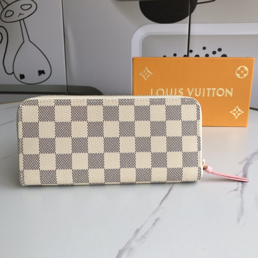 EI -New Wallets LUV 019