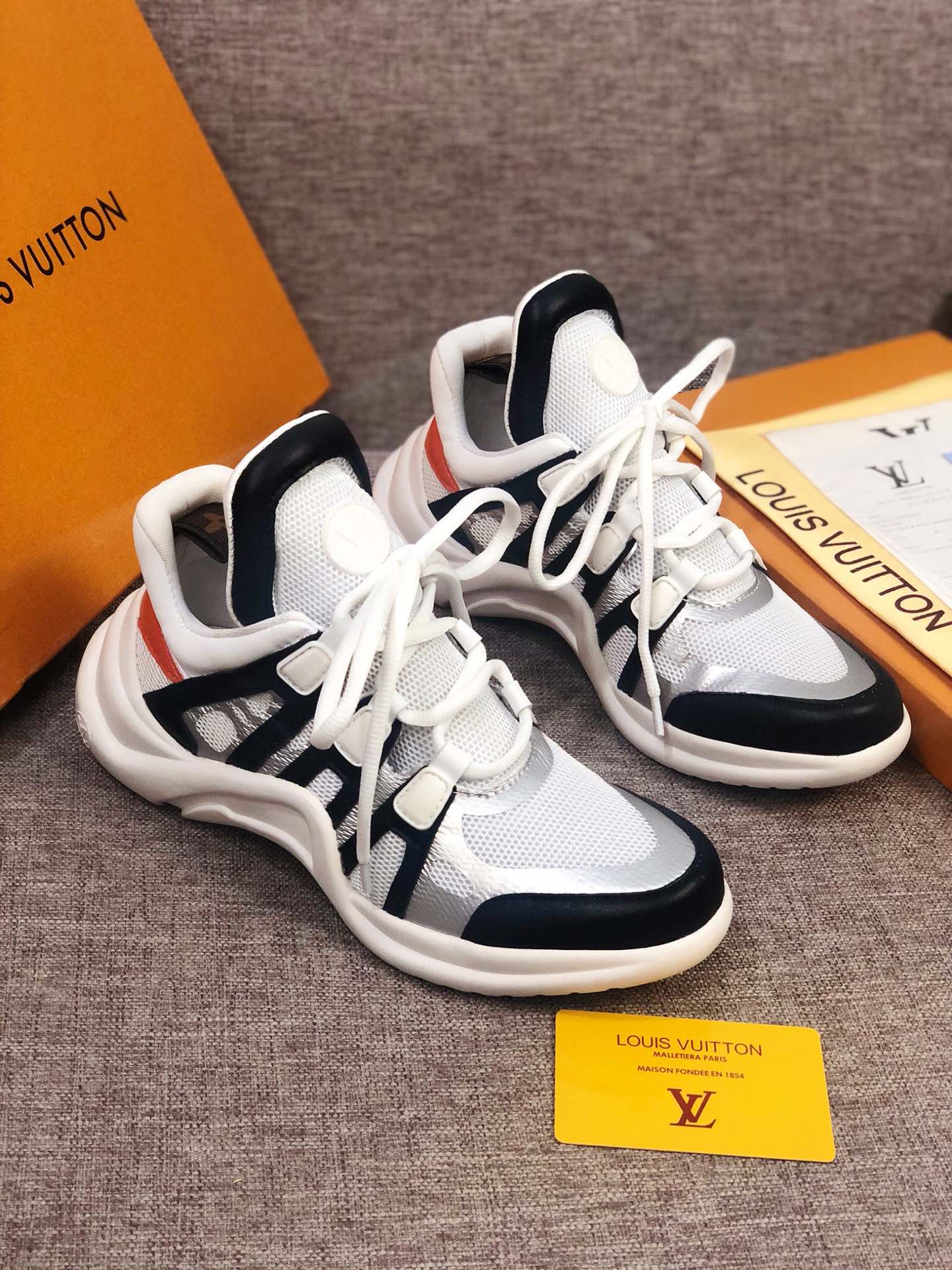 EI -LUV Archlight White Black Orange Sneaker