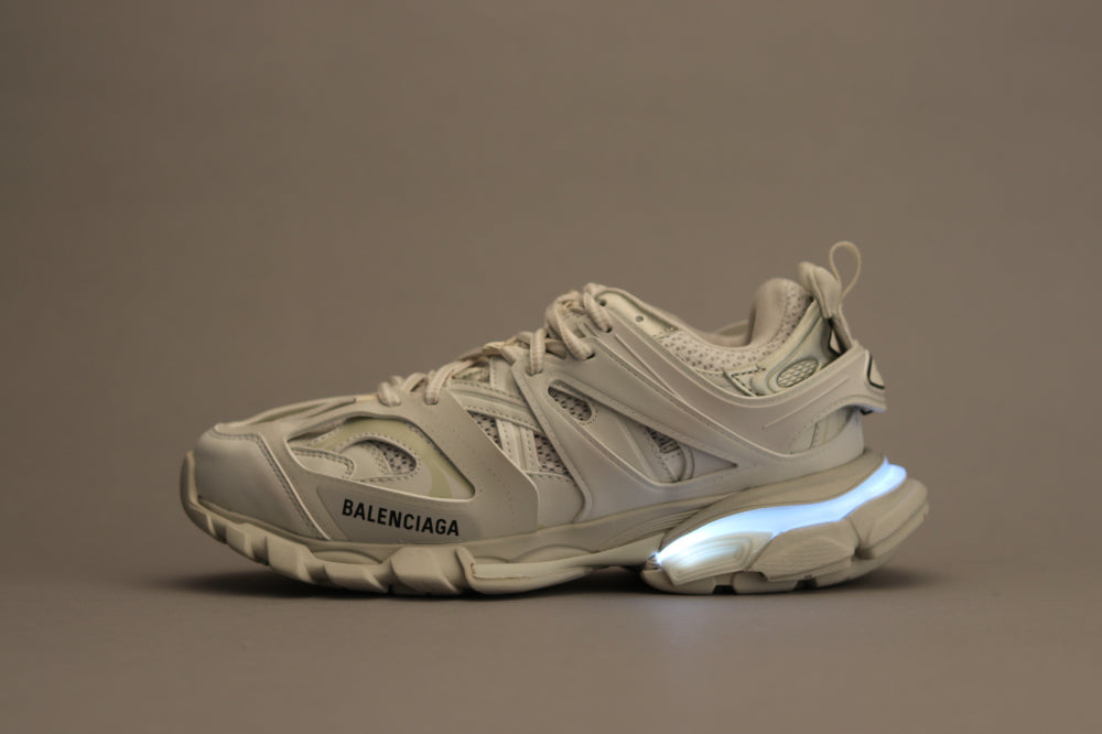 EI -Bla Track LED White Sneaker