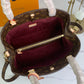 EI - Top Handbags LUV 298