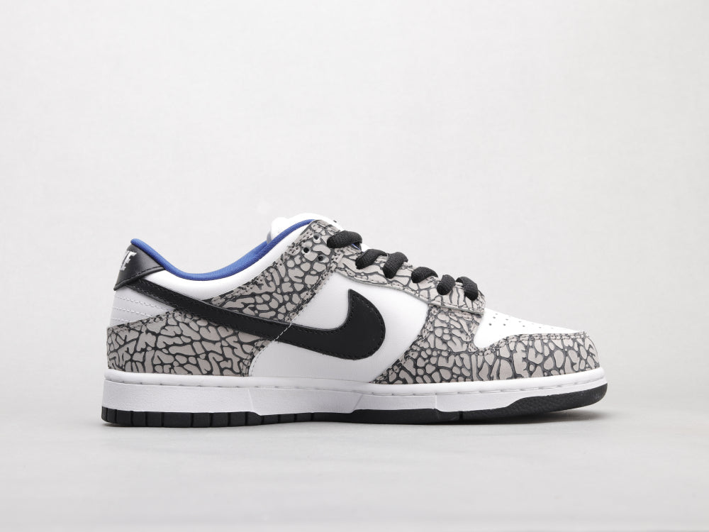 EI -"NKE Dunk SB Low Sup White Cement"