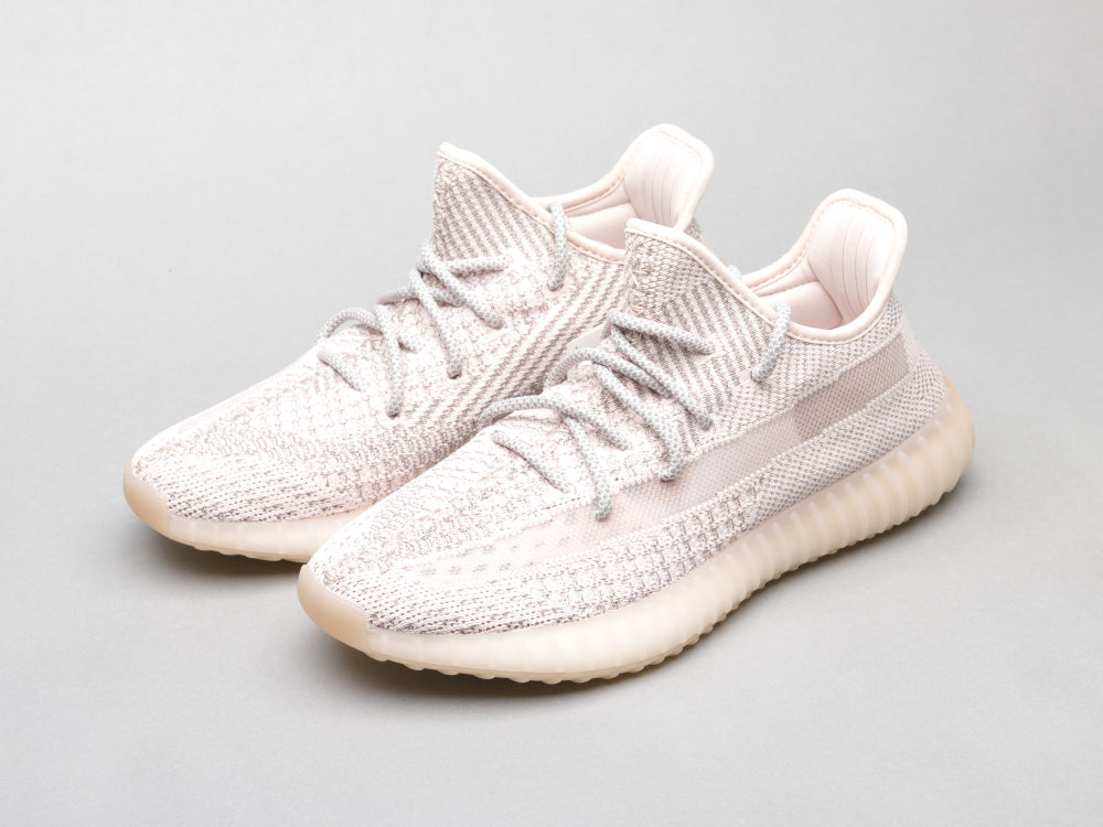 EI -Yzy 350 Light Pink Sneaker