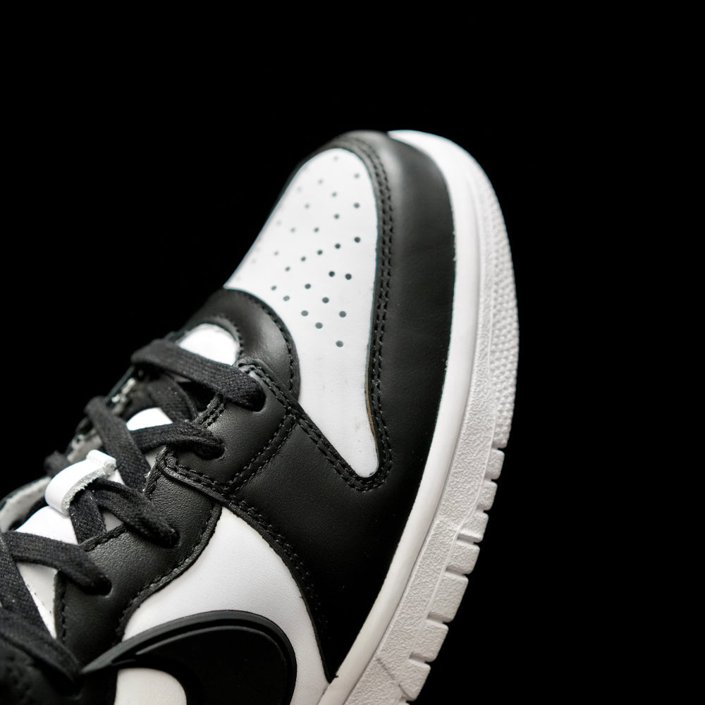 EI -AMBUSH x DUNK HIGH Black & White Collaboration