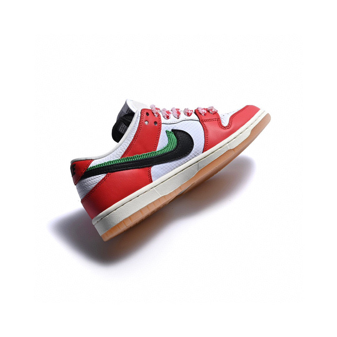 EI -Frame Skate x NKE SB Dunk Low