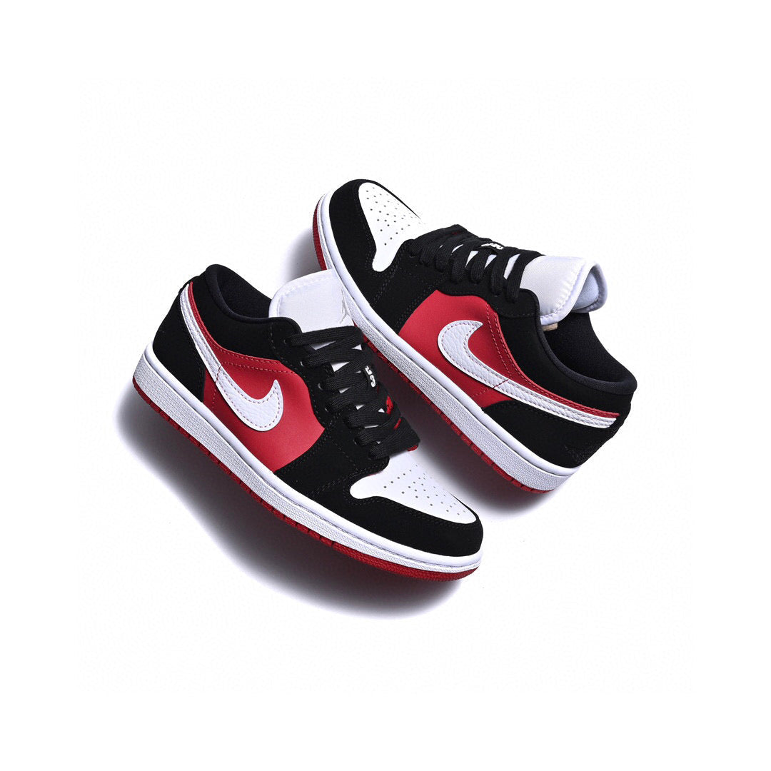 EI -AJ1 Low Bull Chicago Ladies