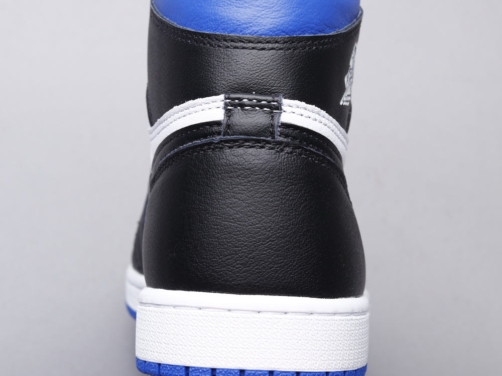 EI -AJ1 black and blue toe