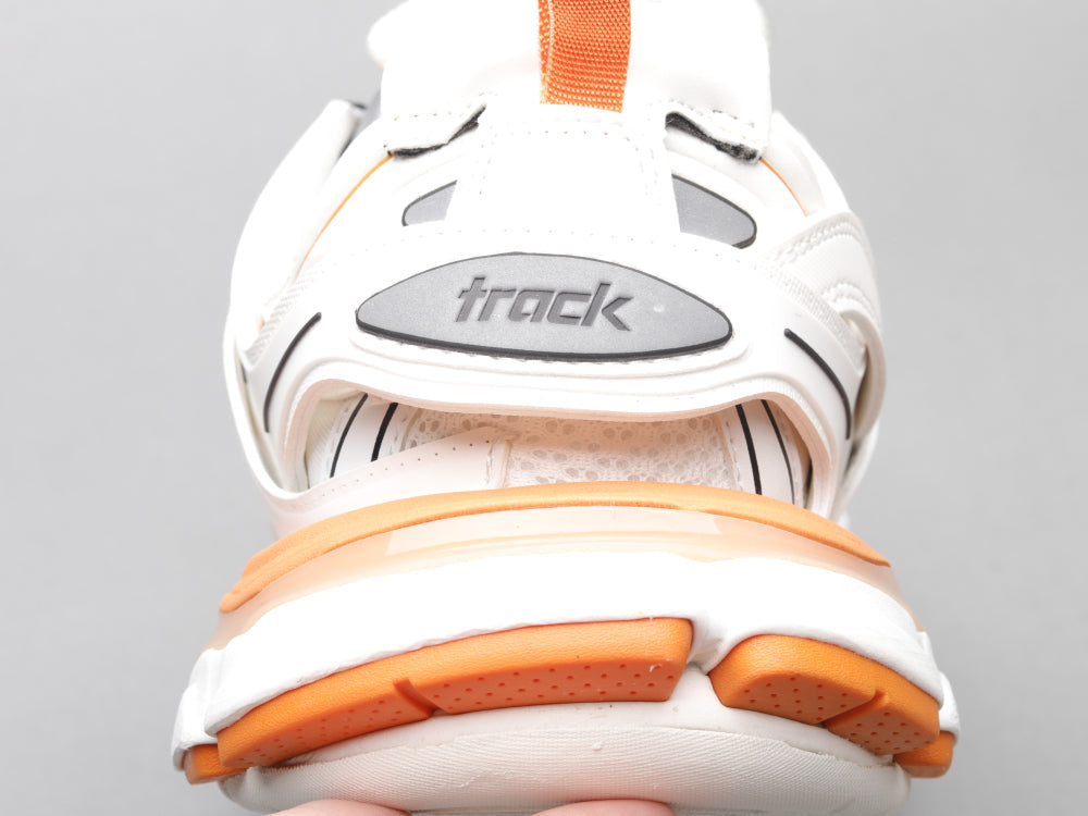 EI -Bla Track Orange White Sneaker