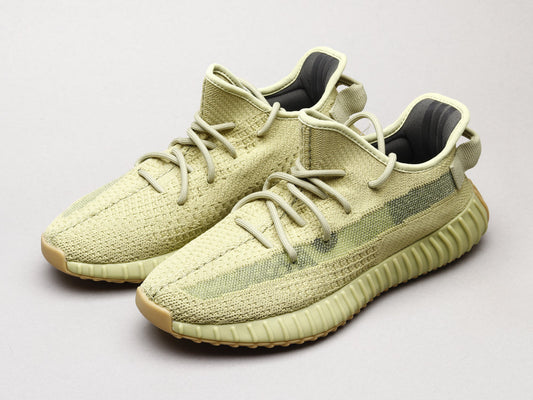 EI -Yzy 350 Sulfur Matcha Green Sneaker