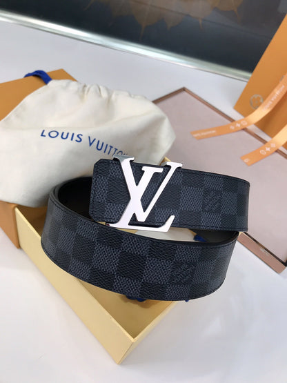 EI - Top  LUV  BELTS 005