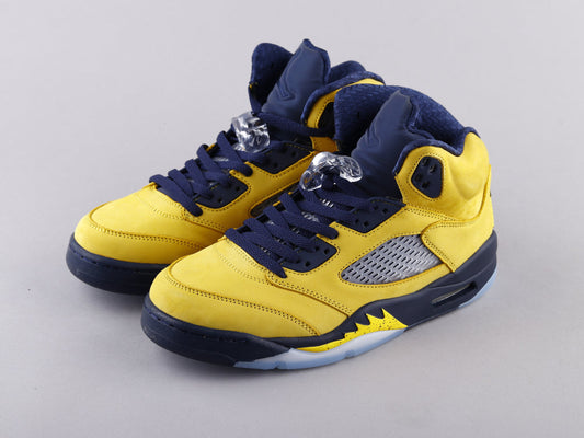 EI -AJ5 Michigan black and yellow