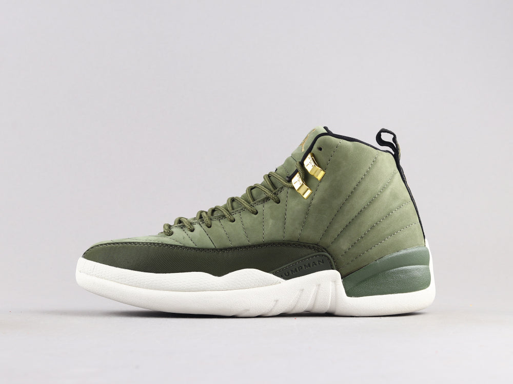 EI -AJ12 CP3 Paul