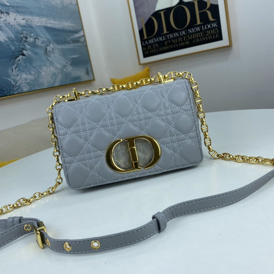 EI - Top Handbags DIR 066