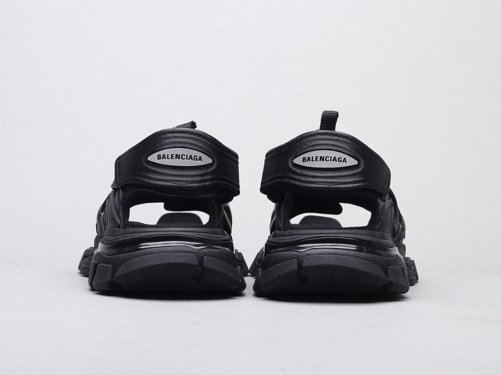 EI -Bla Track Sandals Black Sneaker