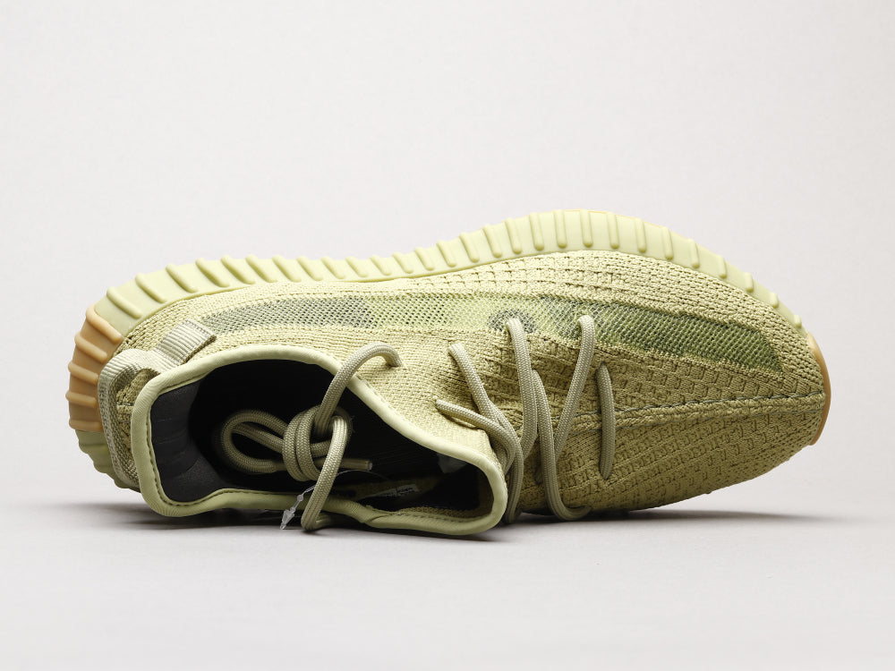 EI -Yzy 350 Sulfur Matcha Green Sneaker