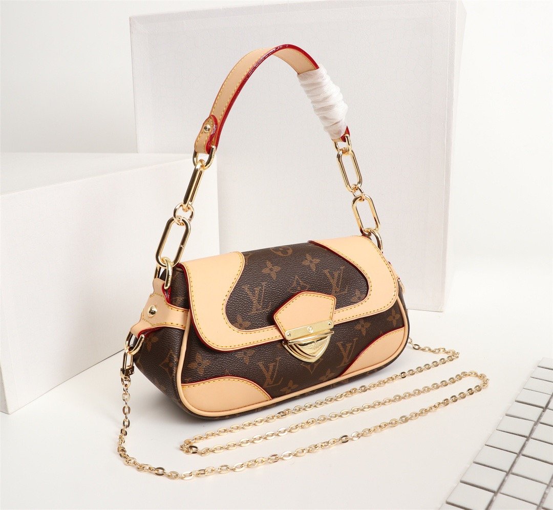 EI - Top Handbags LUV 197