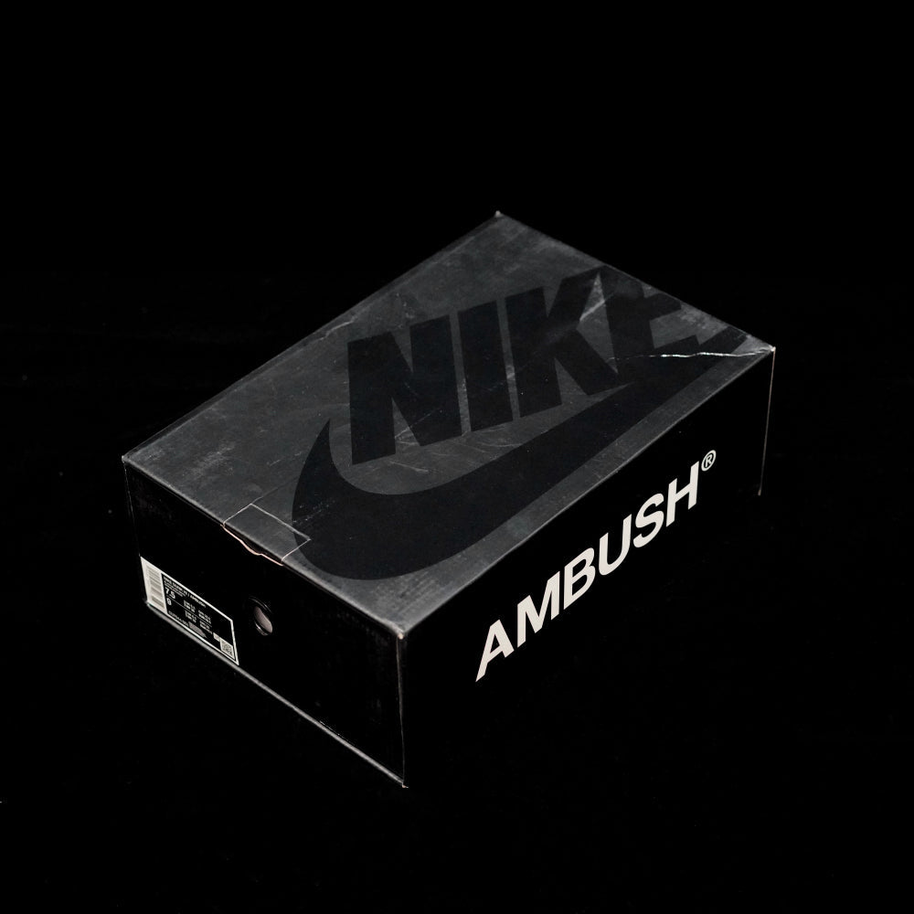 EI -AMBUSH x DUNK HIGH Black & White Collaboration