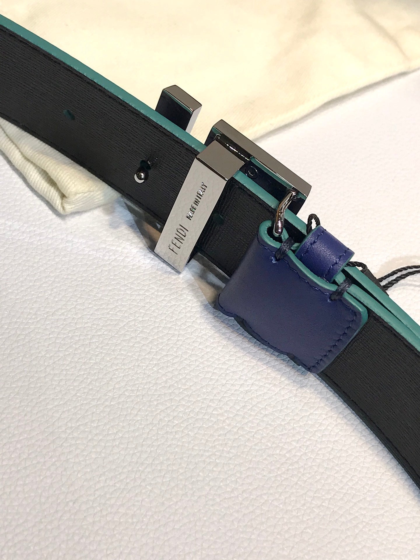 EI - Top  FEI  BELTS 003