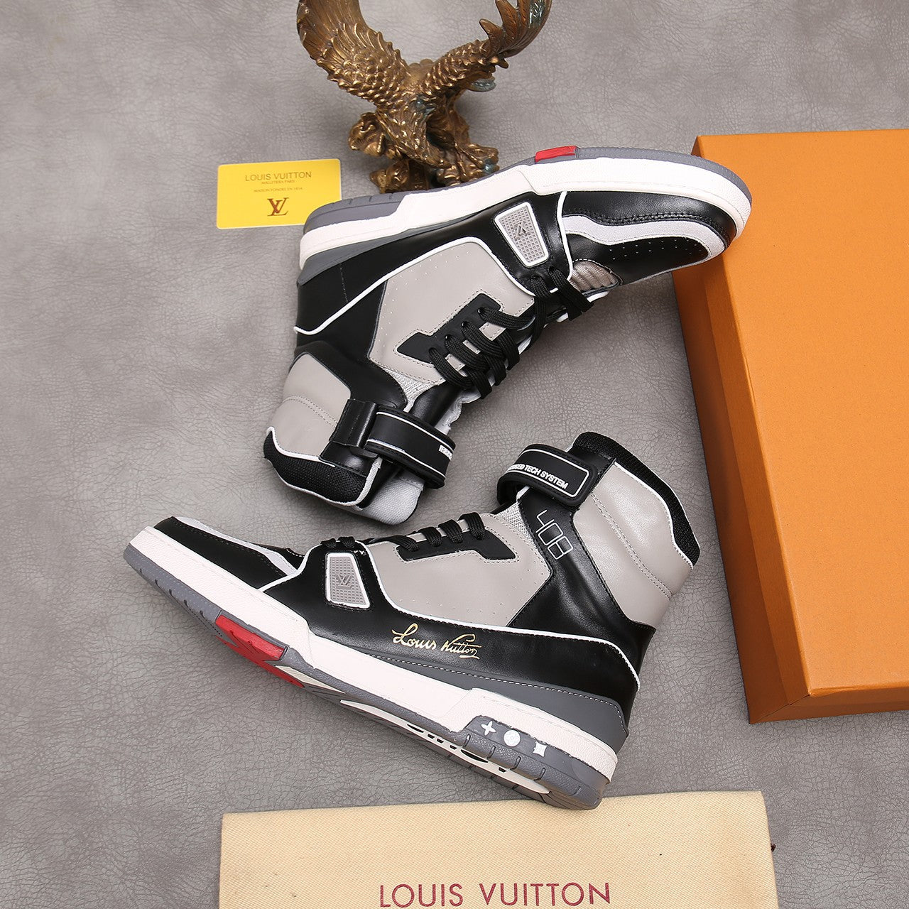 EI -LUV Traners Inspired Black Gray Sneaker