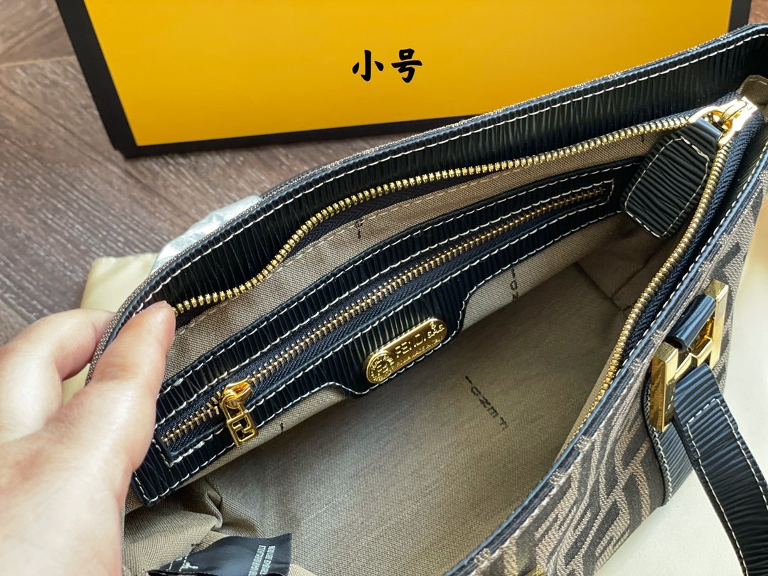 EI - Top Handbags FEI 118