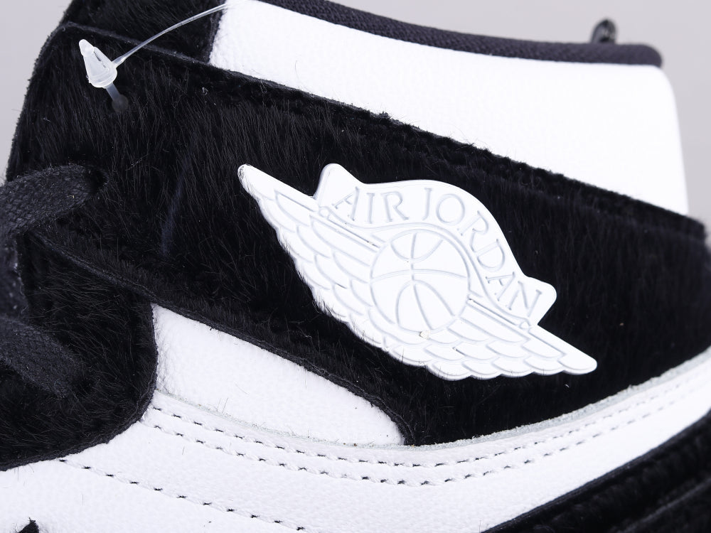 EI -AJ1 horsehair black and white