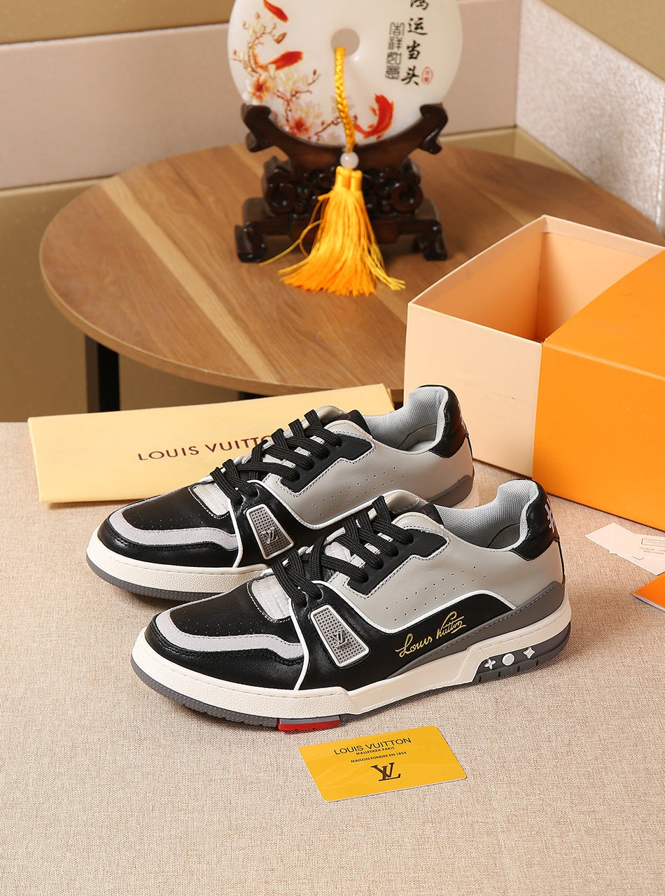 EI -LUV SurfaCE In CEnogram Black Gray Sneaker