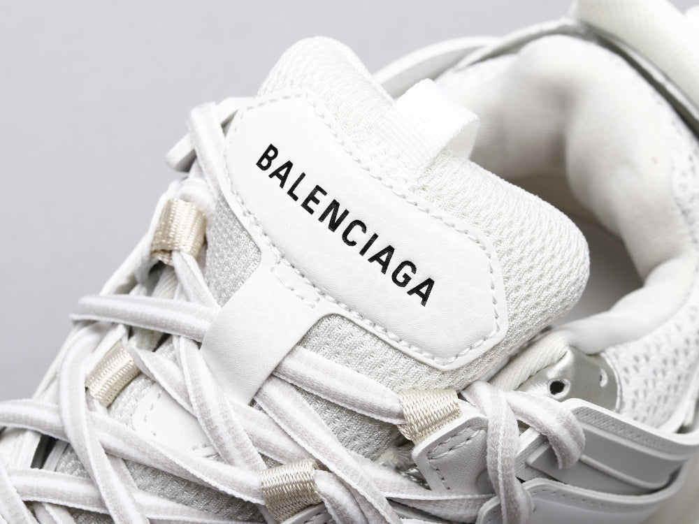 EI -Bla Track Three Generations White Sneaker