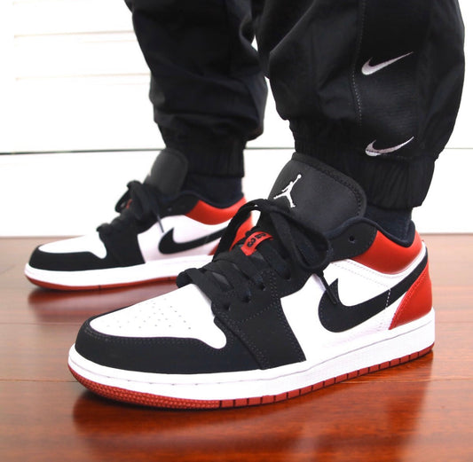 EI -AJ1 black toe